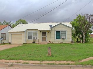 409 31st St, Snyder, TX 79549