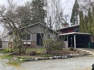 8021 45th Ave SW, Seattle, WA 98136