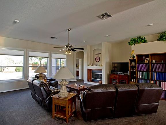 3rd image of 4253 Cranmore Ct