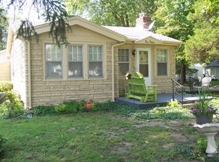 515 S 20th St, Decatur, IL 62521