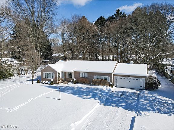 2nd image of 3001 Englewood Dr