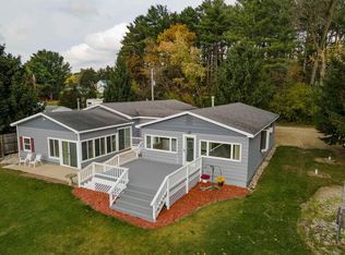 N5149 Fox Ln, Princeton, WI 54968