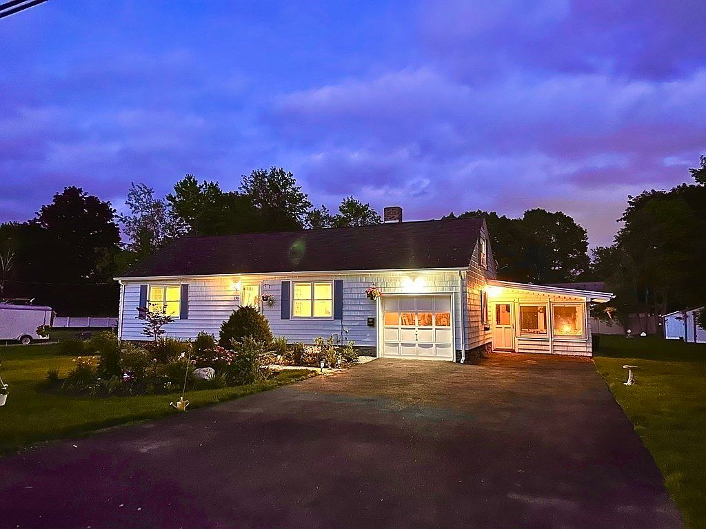 196 Prospect St, Shrewsbury, MA 01545 MLS 73129418 Zillow