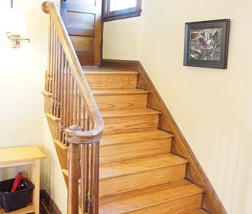 3rd image of 2338 Bourne Ave