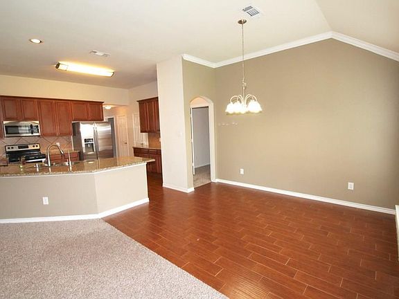 3rd image of 313 McKamy Blvd