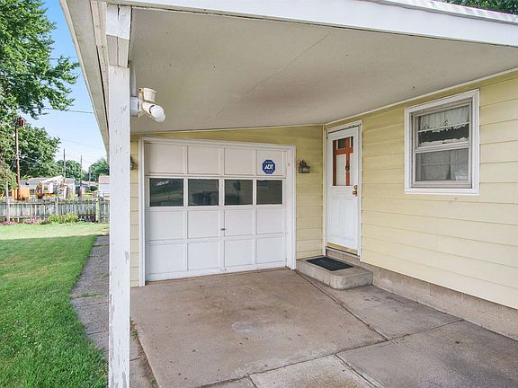 4th image of 3609 Elwood Ave