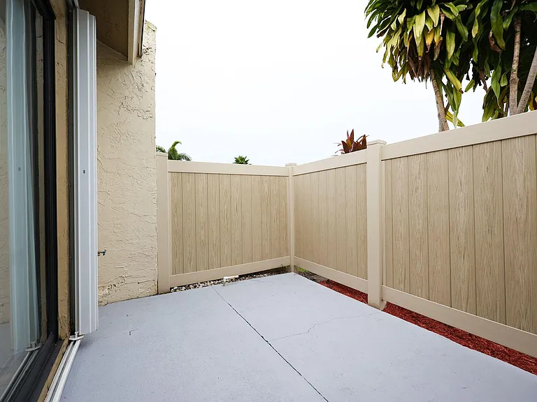 10127 Boca Bnd E #B2 — Photo 16