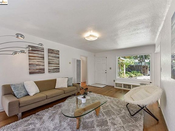 5th image of 3519 Lamp St