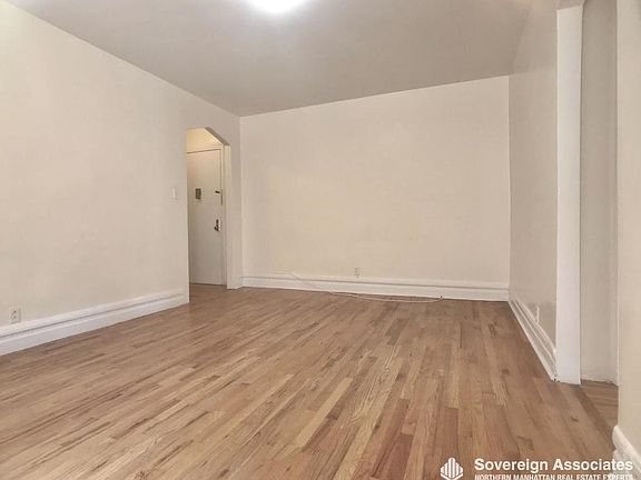 4th image of 400 Fort Washington Ave APT 3G