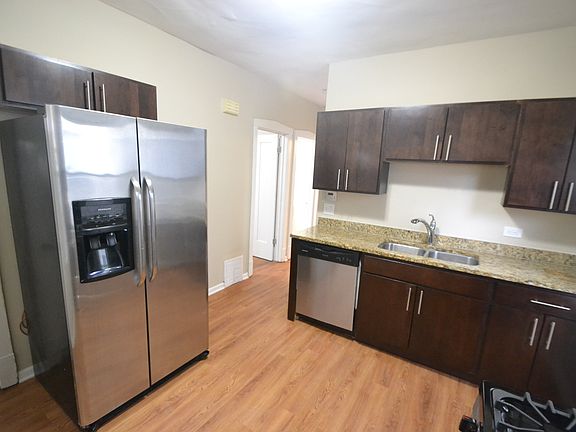 5th image of 421 N Humphrey Ave