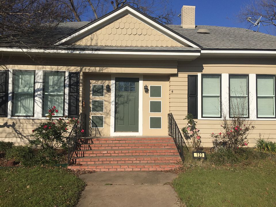 1st image of 123 Virginia Ave