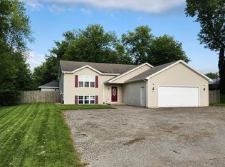 2485 N Lynndale Dr, Appleton, WI 54914