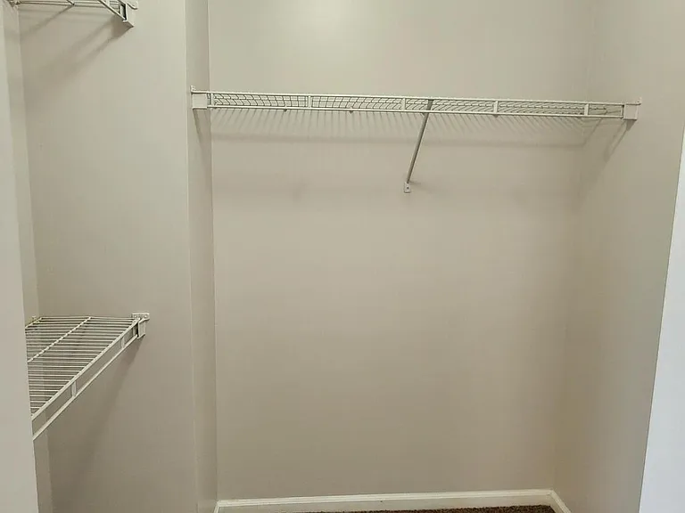 1574 Kessler Ave — Photo 16
