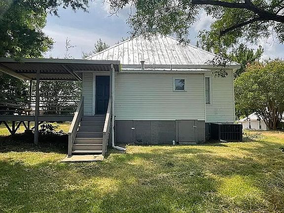 2nd image of 1104 Avenue I