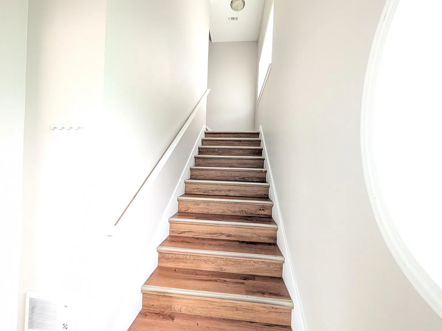 2 bed, 2.0 bath, 1217 sqft, $1,800 — Photo 4