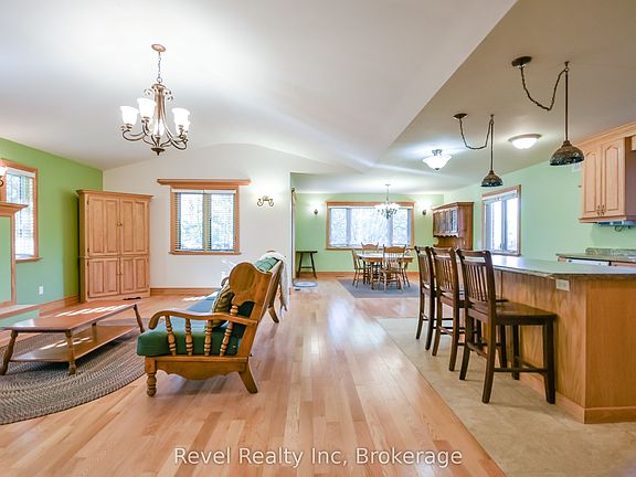 2nd image of 2362 Tall Tree Ln