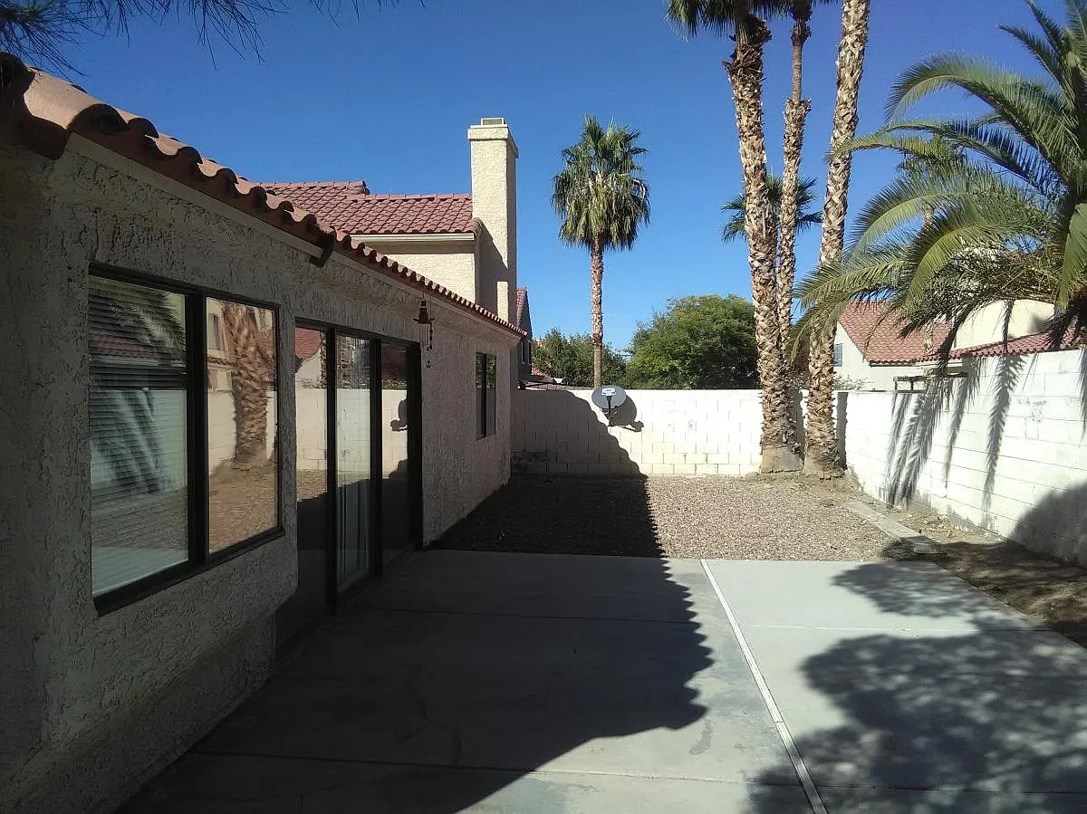 3 bed, 1444 sqft, $2,125 — Photo 4