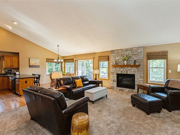 3rd image of 7057 Carey Ct