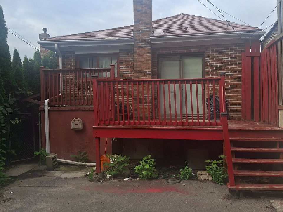 2nd image of 523 Caledonia Rd