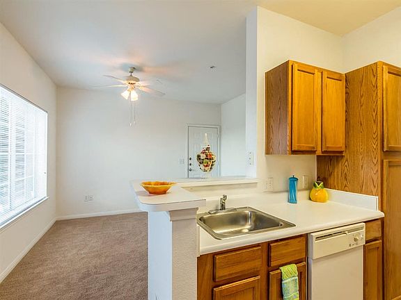4th image of 7201 S Congress Ave #221