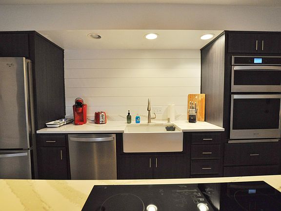 4th image of 617 Franklin Ave