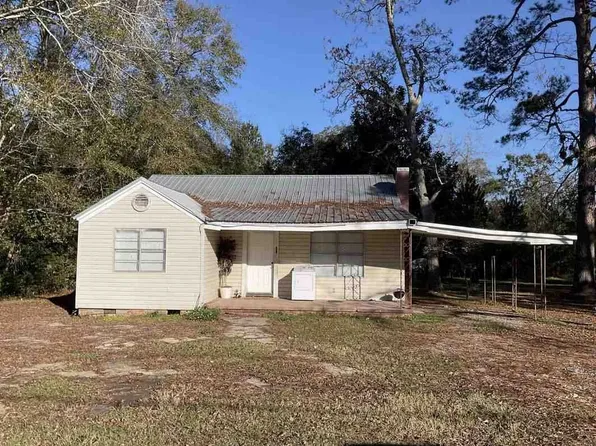 196 Upson St NE, Pelham, GA 31779