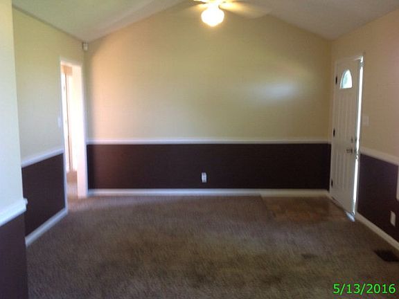 3rd image of 1792 Carneal Ln
