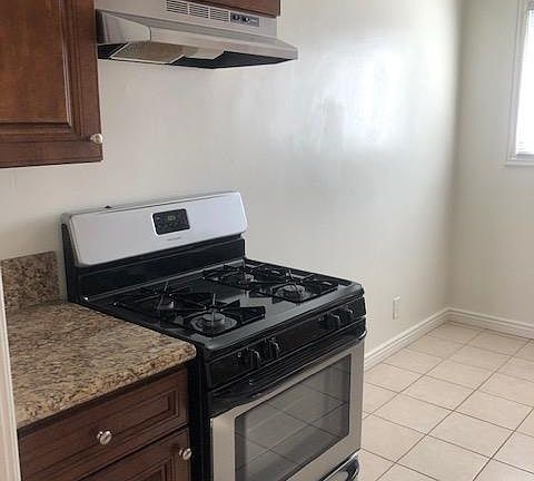 5th image of 3375 Manning Ave APT 17