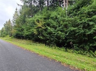 2703 Sandy Dr, Camano Island, WA 98282