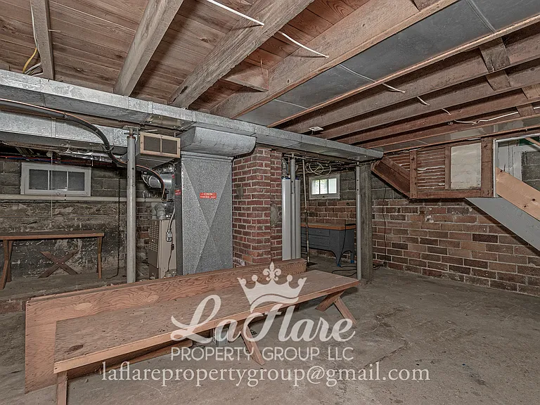 613 Locust St — Photo 20