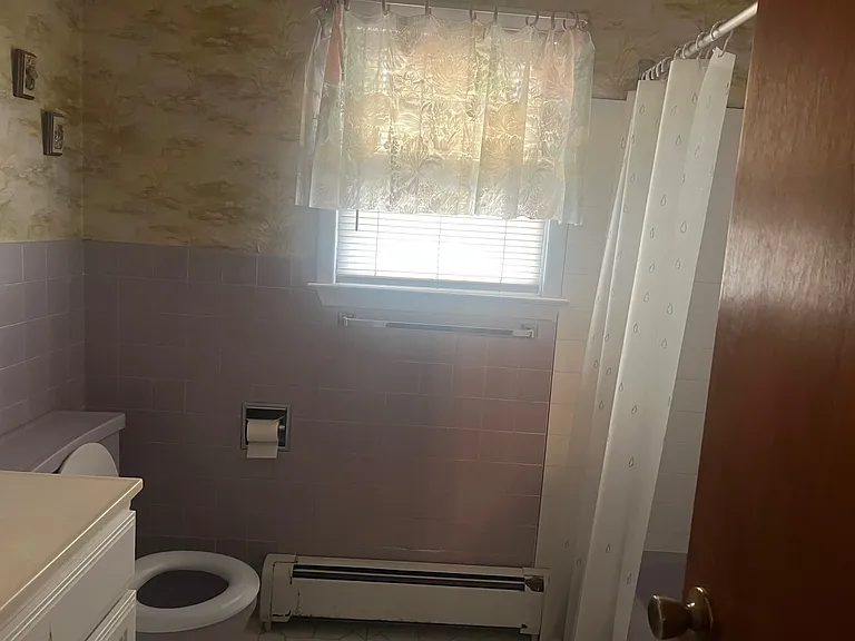 1414 Manor Ln #B — Photo 9