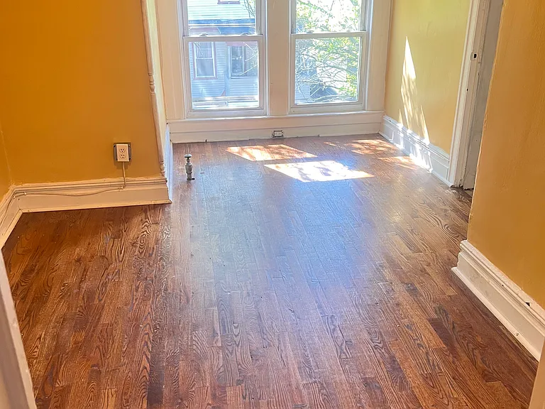 82 Girard Ave #2 — Photo 4