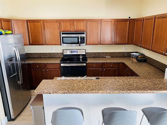 2nd image of 3539 W 89th Pl #3539
