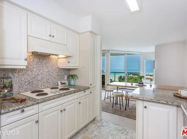 101 Ocean Ave Unit D302, Santa Monica, CA 90402