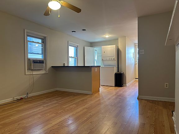 5th image of 1404 Battery Ave #2
