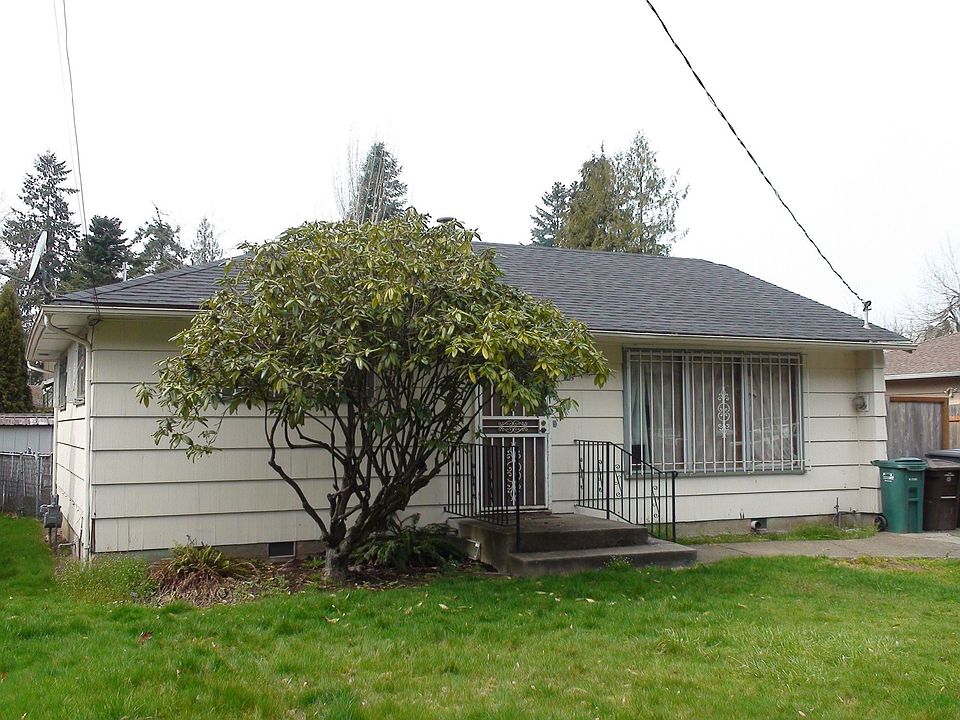 1st image of 749 SE 8th Ave