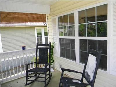 5th image of 419 W Bell Ave