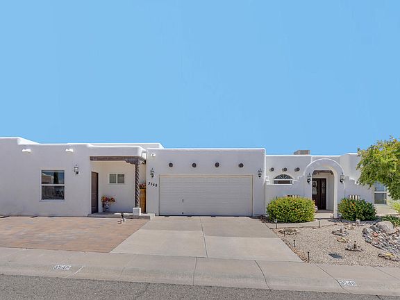 2nd image of 3548 Roma Dr