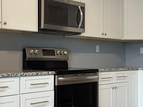 3rd image of 265 Florence Dr #265
