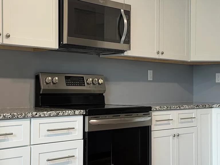 265 Florence Dr #265 — Photo 3
