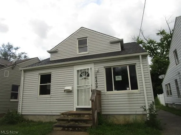 16409 S Lotus Dr, Cleveland, OH 44128