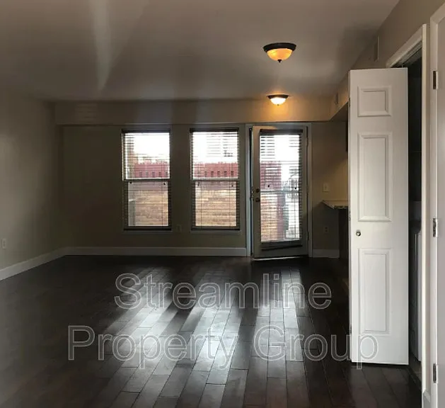 1201 Galapago St #92 — Photo 8