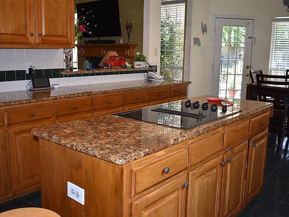 4th image of 6401 Martha Ct