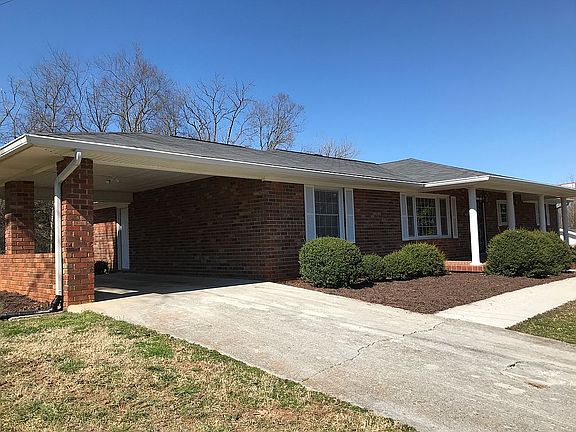 3rd image of 1603 Mary Dupre Dr
