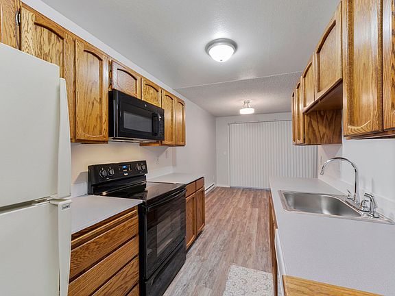 4th image of 17430 Ambaum Blvd S APT 34