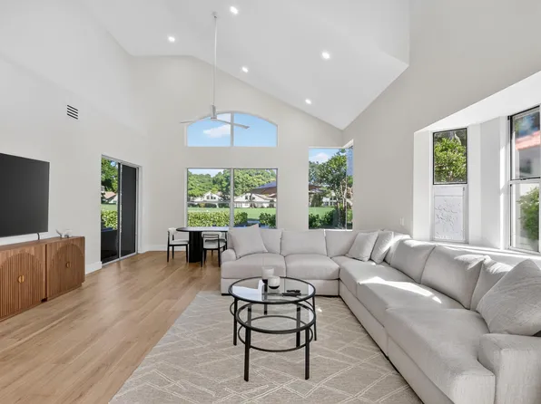 2237 NW 53rd St, Boca Raton, FL 33496