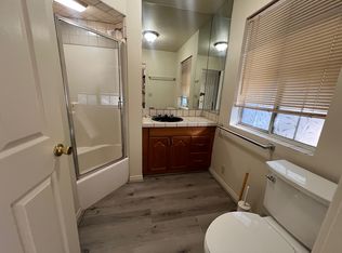 476 Sturtevant Dr, Sierra Madre, CA 91024