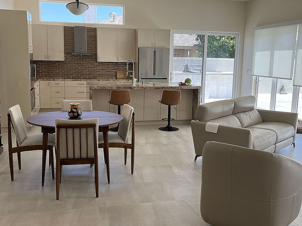 2nd image of 4134 E Calle San Raphael
