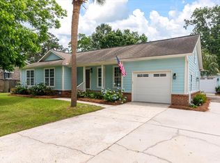 1511 Wakendaw Rd, Mount Pleasant, SC 29464