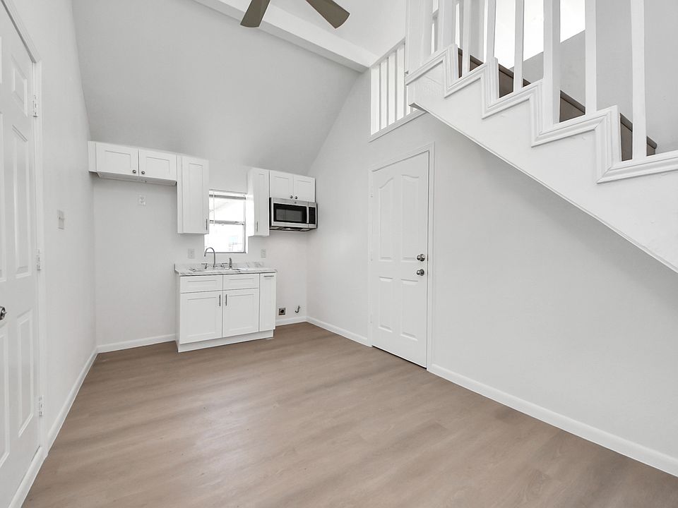 1st image of 5416 Pease St #B